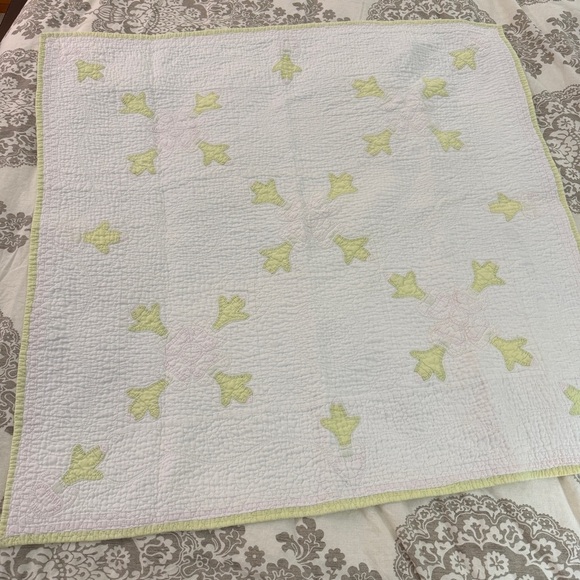 Baby Blanket Quilt with Pastel Florals - Picture 1 of 6